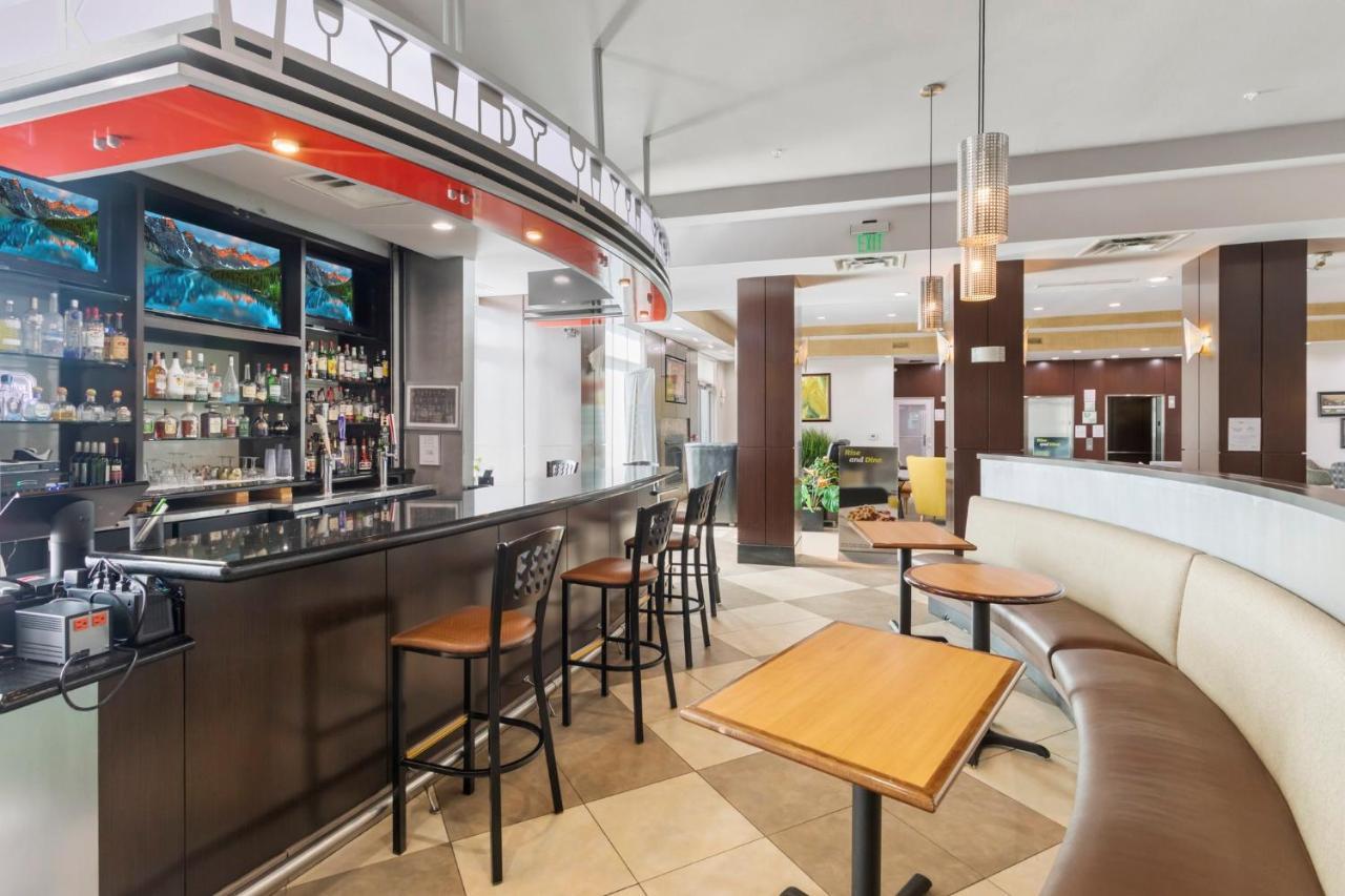 Holiday Inn Hotel & Suites Waco Northwest By Ihg Bellmead Esterno foto