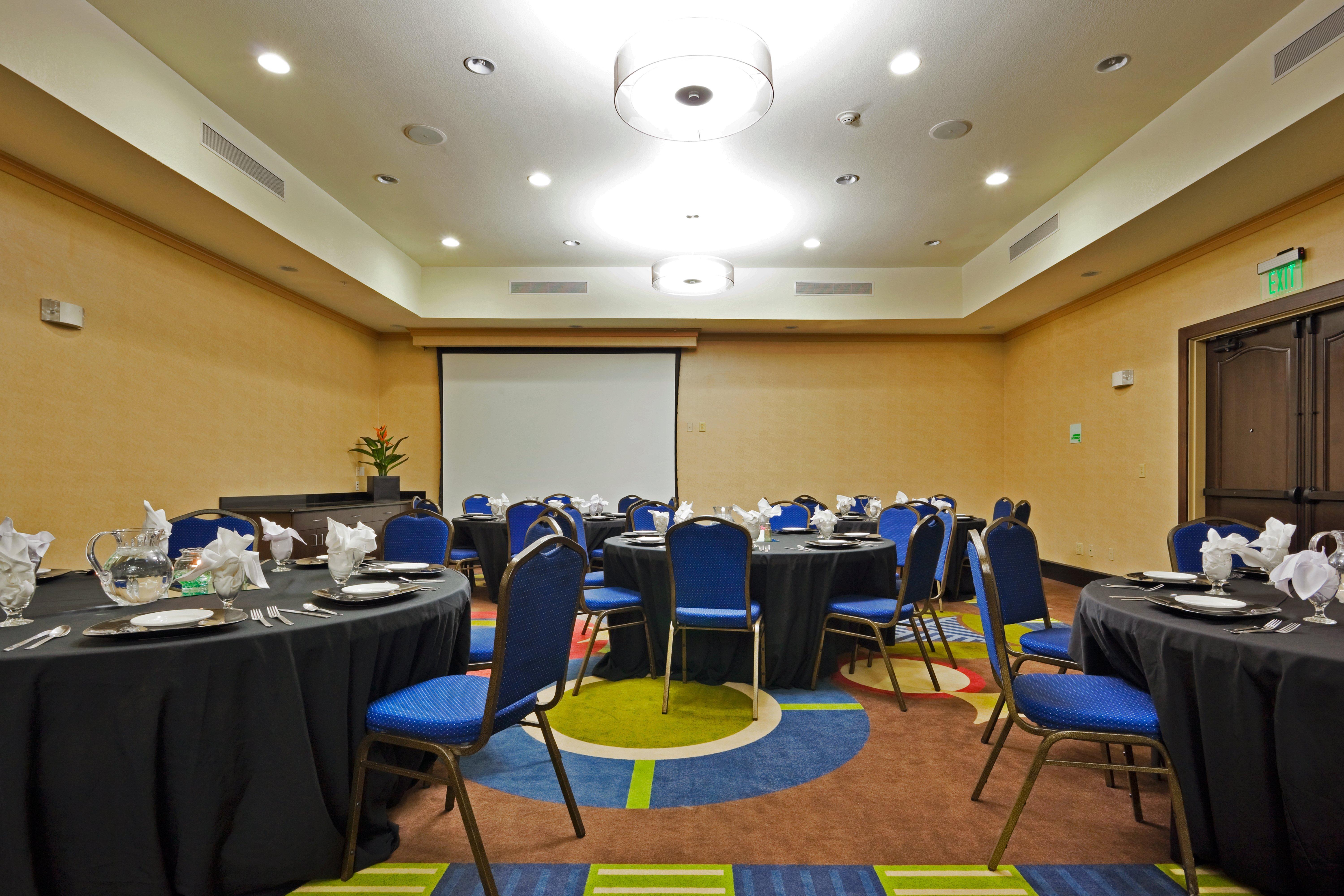 Holiday Inn Hotel & Suites Waco Northwest By Ihg Bellmead Esterno foto