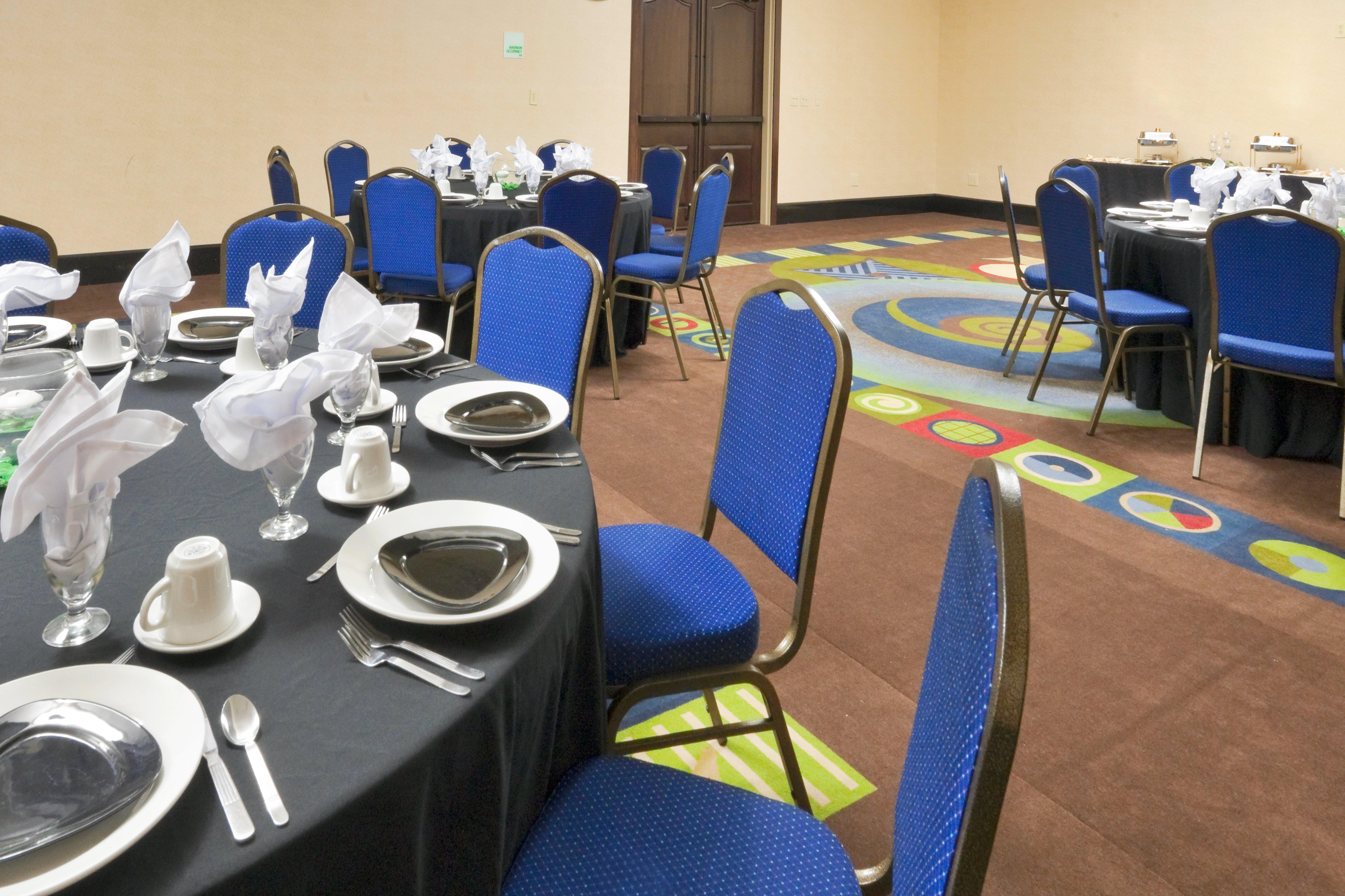 Holiday Inn Hotel & Suites Waco Northwest By Ihg Bellmead Esterno foto